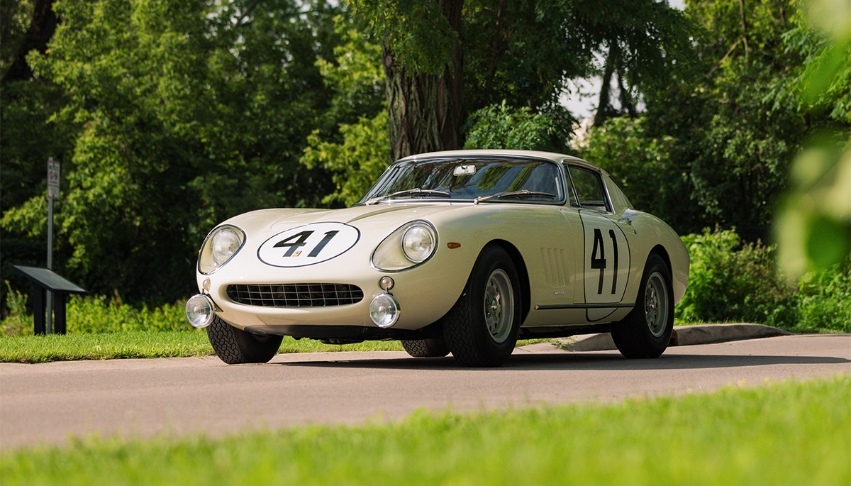 Une Ferrari 275 GTB/4 de 1967 préparée par NART à Monterey