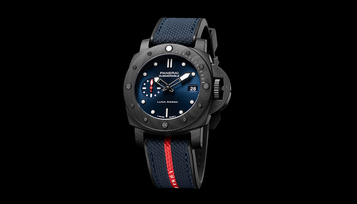 Panerai : nouvelle Submersible Luna Rossa Carbotech PAM01563