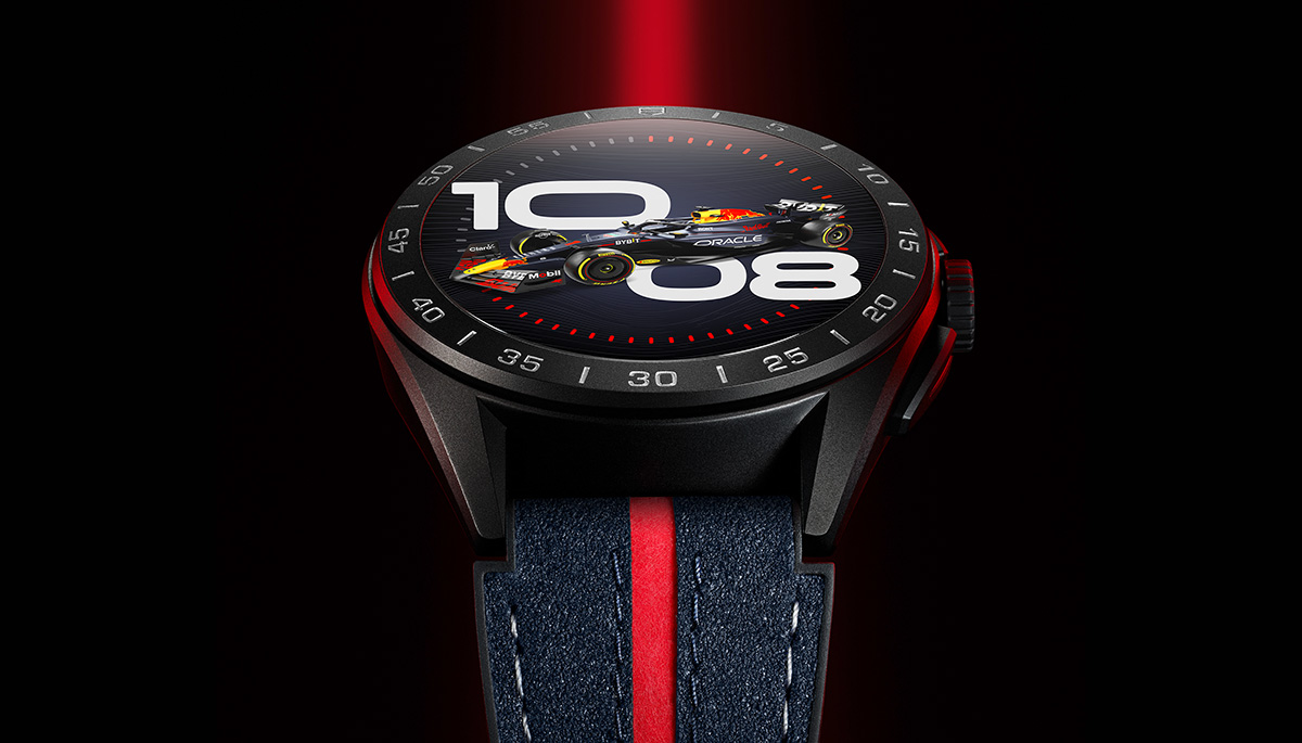 TAG Heuer Connected Calibre E4 45 mm x Oracle Red Bull Racing Edition